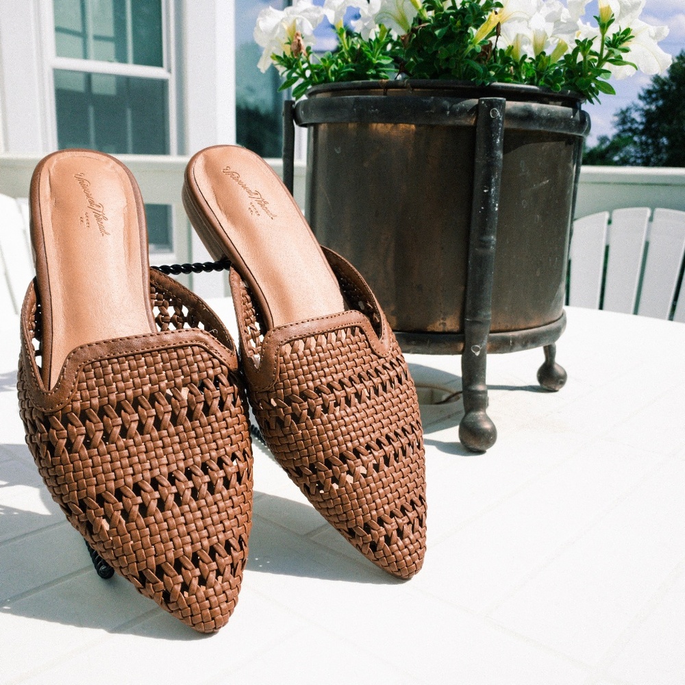 💜Universal Thread Whisper Woven Backless Mules